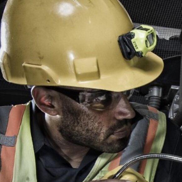 Pelican 2765 Yellow 155 Lumens LED Head Lamp Hands Free Industrial Flashlight - Picture 13 of 14